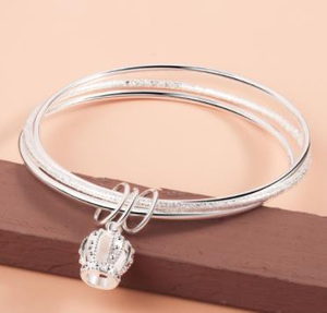 Duas pulseiras redondas pequenas brilhantes e uma fosca, pulseira de coroa banhada a prata de cobre branco, feminina