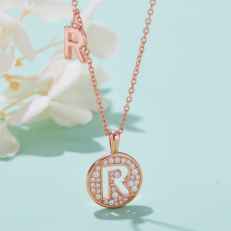 Colar Alphabetic series R Lovely Rose Gold