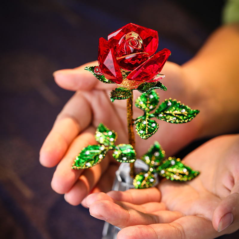 Conjunto de decoração de rosas de cristal transparentes para presente de aniversário romântico para artesanato em cristal de rosas vermelhas