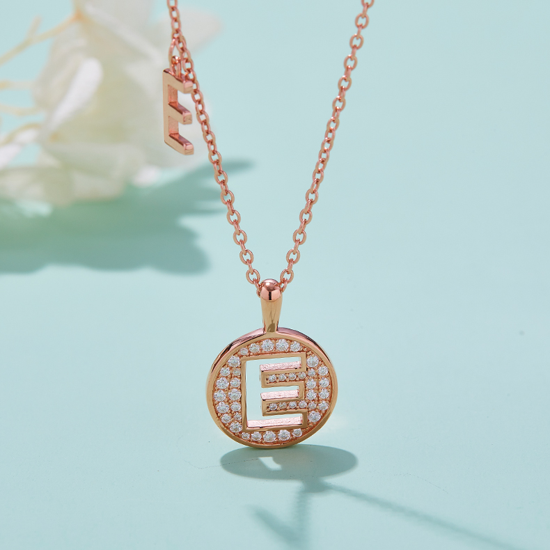 Colar Alphabetic series E Lovely Rose Gold