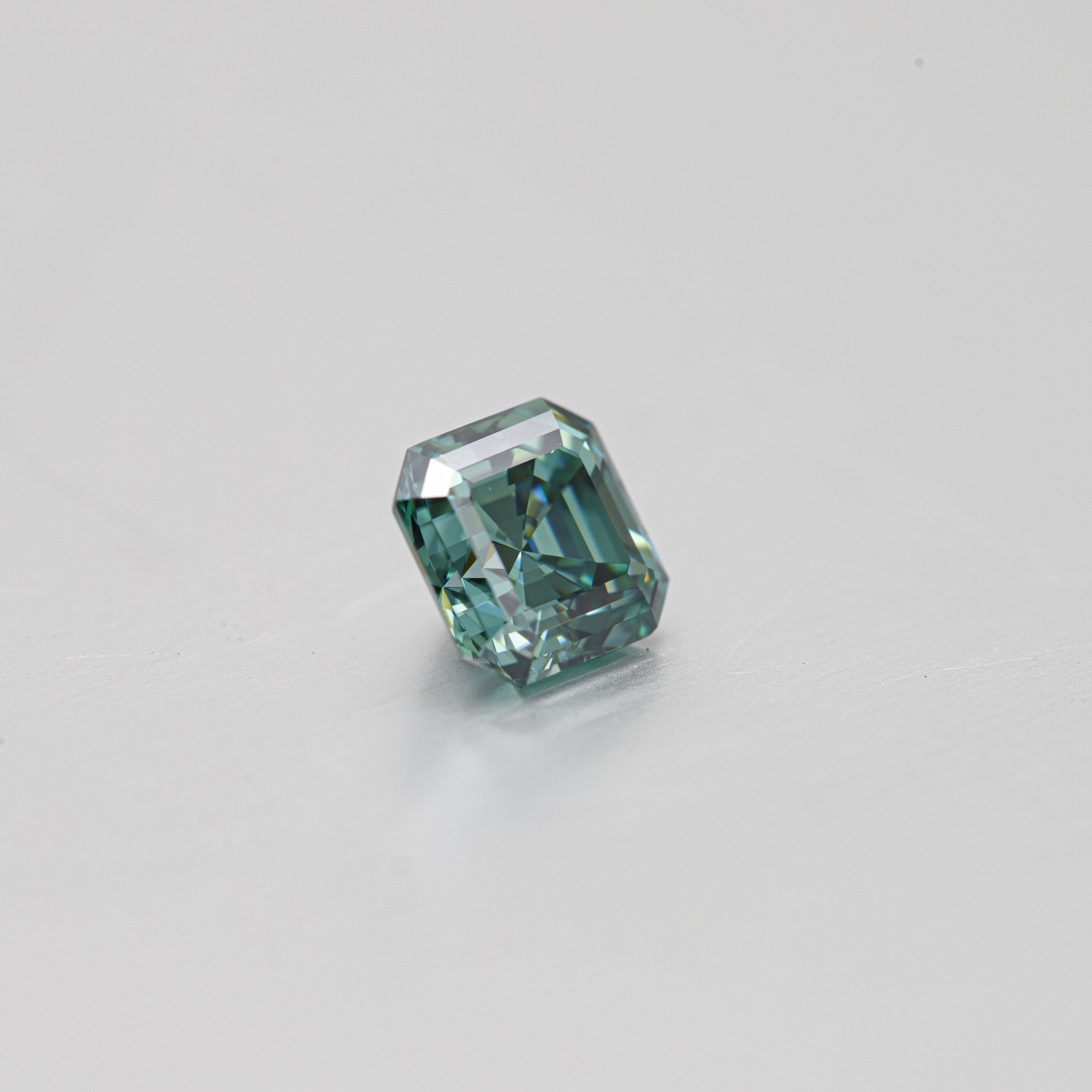 Atacado de fábrica Moissanite Sintético VVS Almofada Corte DEF Pedra Moissanita Verde